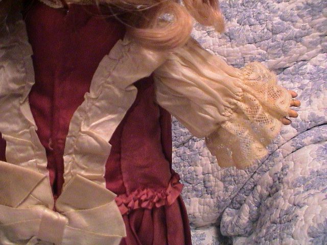 Very Beautiful Antique Silk Dress 15.5 to 17" doll Very Beautiful Antique Silk Dress 15.5 to 17" doll