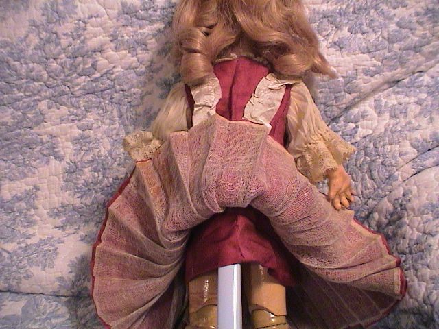 Very Beautiful Antique Silk Dress 15.5 to 17" doll Very Beautiful Antique Silk Dress 15.5 to 17" doll