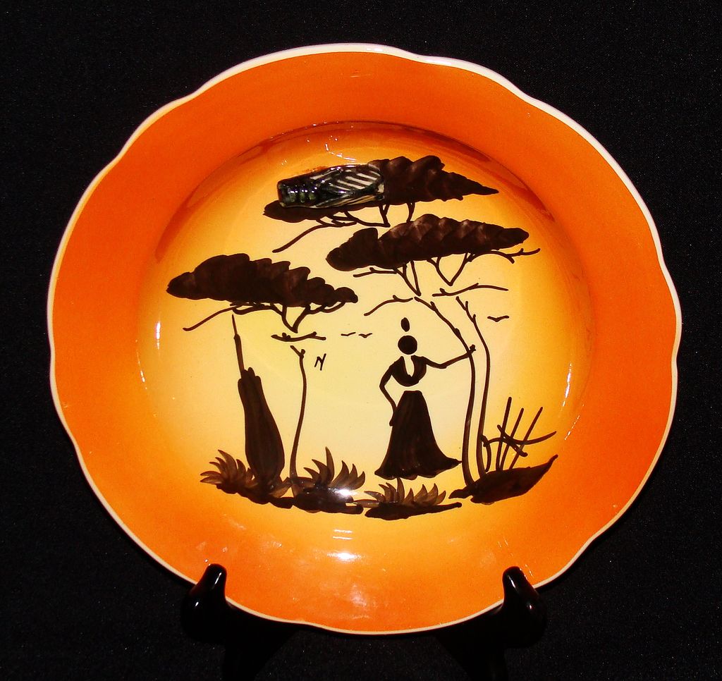 Art Nouveau Majolica Cicada Bowl Art Nouveau Majolica Cicada Bowl