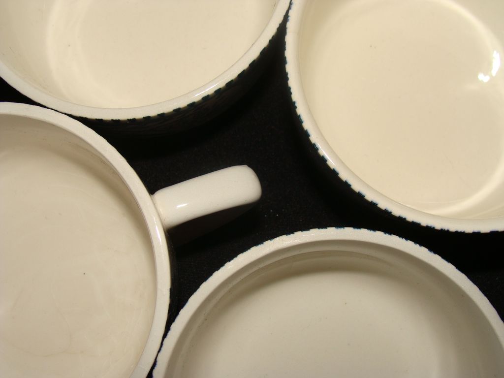Royal China Currier & Ives "Star of the Road" Cups, Set of 8 Royal China Currier & Ives "Star of the Road" Cups, Set of 8