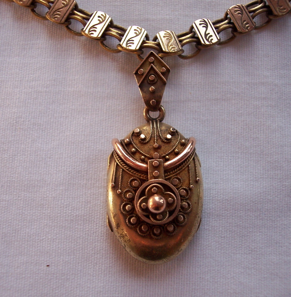 Antique Victorian Bookchain Necklace & Locket Antique Victorian Bookchain Necklace & Locket