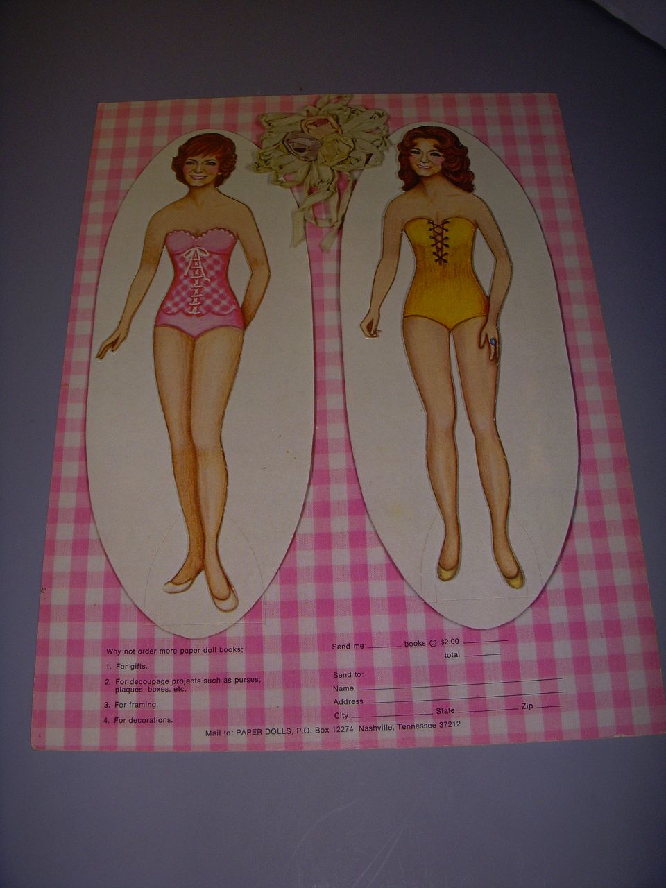 1973 Vintage "Country Music Star Dottie West" Paper Doll Set ! 1973 Vintage "Country Music Star Dottie West" Paper Doll Set !