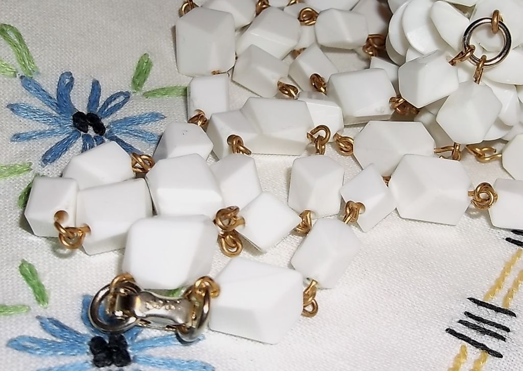 Vintage CORO White Abstract Lucite Cubist Necklace & Margarita Round Pendant Vintage CORO White Abstract Lucite Cubist Necklace & Margarita Round Pendant