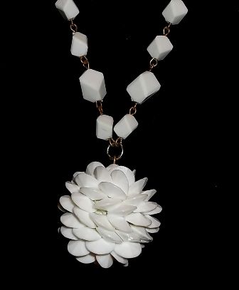 Vintage CORO White Abstract Lucite Cubist Necklace & Margarita Round Pendant Vintage CORO White Abstract Lucite Cubist Necklace & Margarita Round Pendant