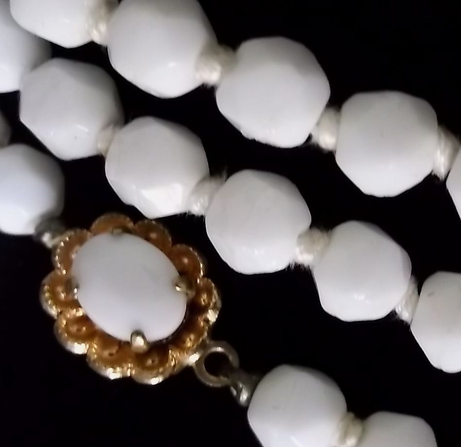 Vintage 30s/40s White Glass Bead Hand-tied Flapper Length Necklace Vintage 30s/40s White Glass Bead Hand-tied Flapper Length Necklace