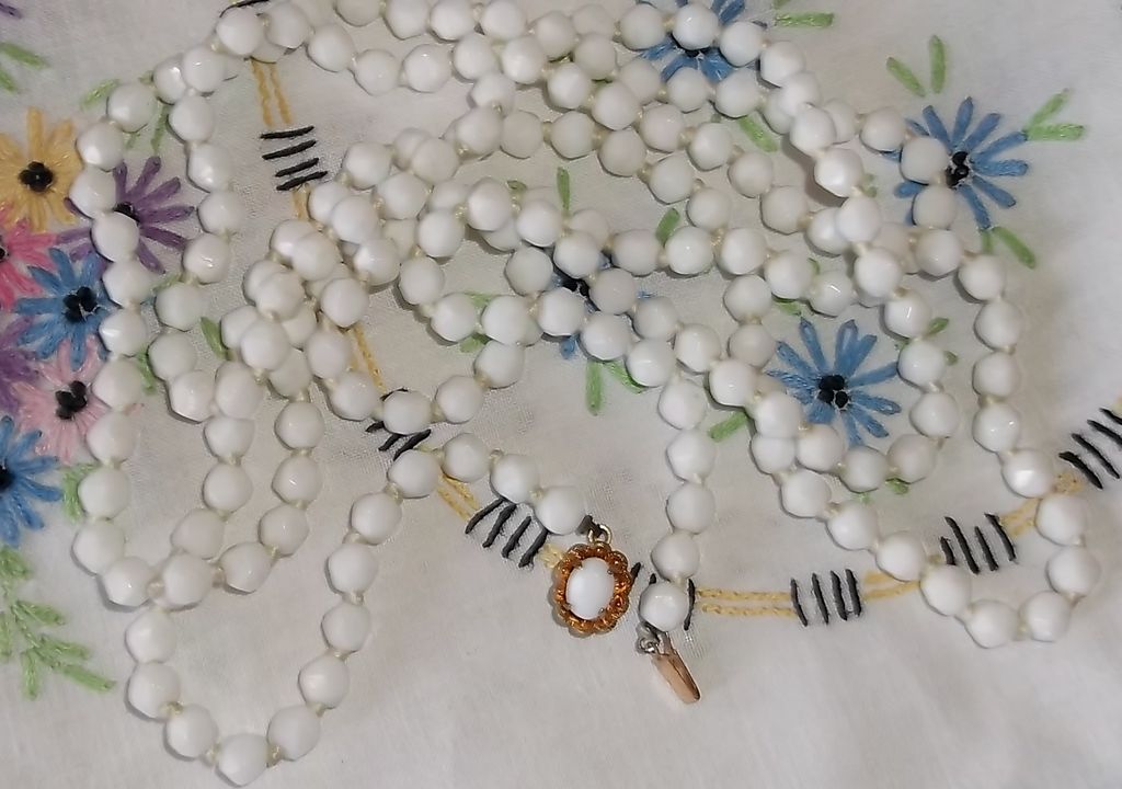 Vintage 30s/40s White Glass Bead Hand-tied Flapper Length Necklace Vintage 30s/40s White Glass Bead Hand-tied Flapper Length Necklace
