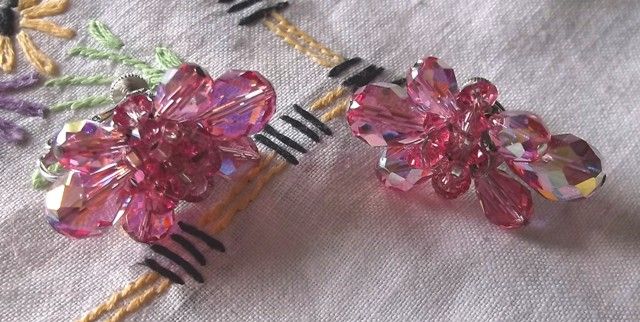 Gorgeous Pink Briolette Crystal AB Silvertone Vendome Adj. Clip Earrings Gorgeous Pink Briolette Crystal AB Silvertone Vendome Adj. Clip Earrings