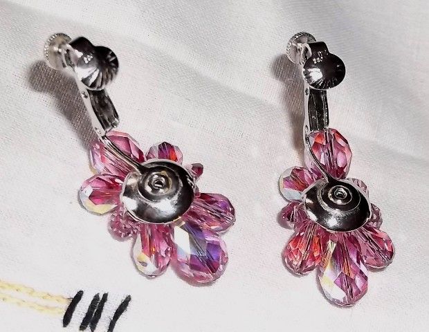 Gorgeous Pink Briolette Crystal AB Silvertone Vendome Adj. Clip Earrings Gorgeous Pink Briolette Crystal AB Silvertone Vendome Adj. Clip Earrings