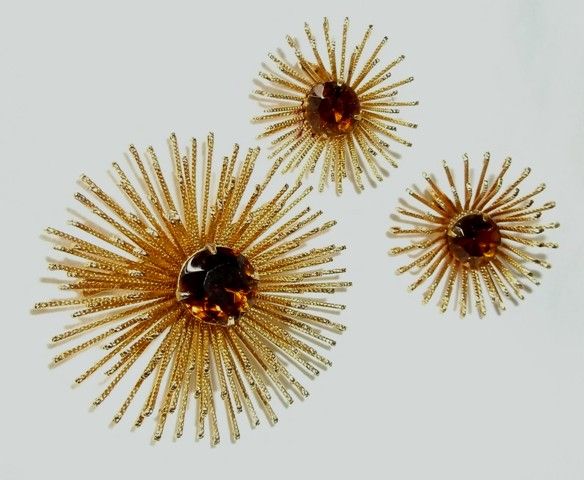 Vintage 1969 Golden Mum Atomic Space Age Flower Brooch Earrings Demi Sarah Coventry Vintage 1969 Golden Mum Atomic Space Age Flower Brooch Earrings Demi Sarah Coventry