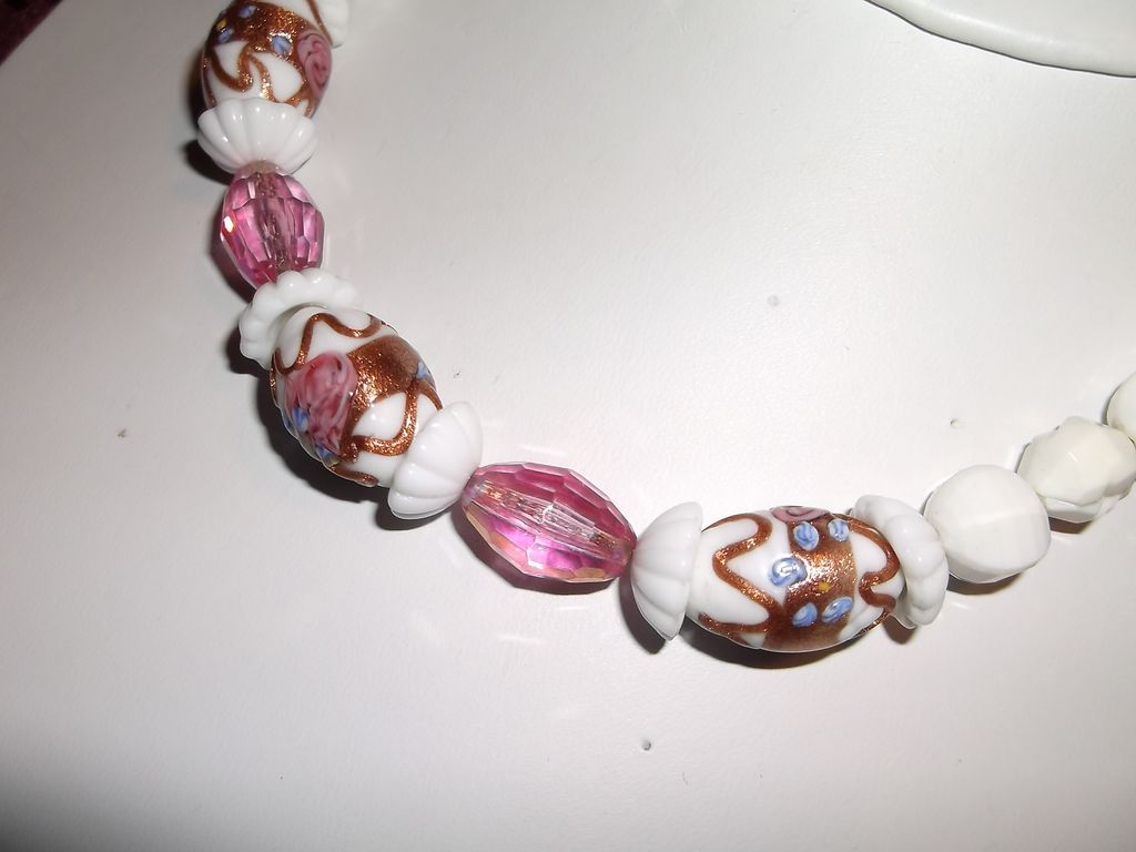 Gorgeous 50's Hobe' White Lucite Glass & Wedding Cake Venetian Bead On Chain Gorgeous 50's Hobe' White Lucite Glass & Wedding Cake Venetian Bead On Chain