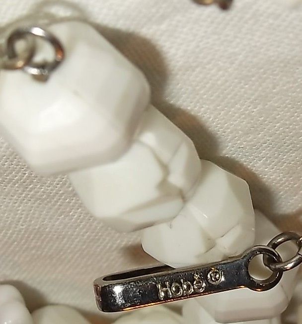 Gorgeous 50's Hobe' White Lucite Glass & Wedding Cake Venetian Bead On Chain Gorgeous 50's Hobe' White Lucite Glass & Wedding Cake Venetian Bead On Chain