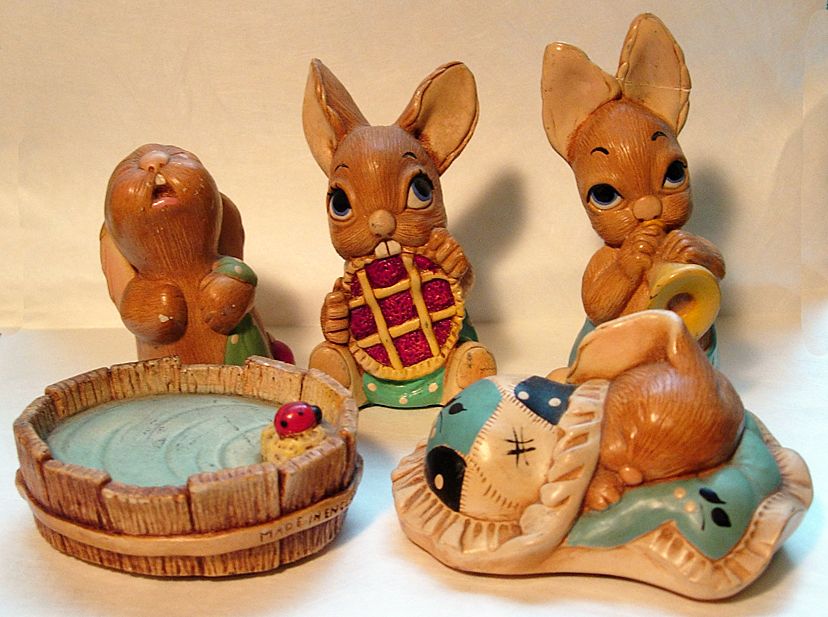 Barney & Bath , Snuggles, Midge, Phumf - Pendelfin Figurines Barney & Bath , Snuggles, Midge, Phumf - Pendelfin Figurines