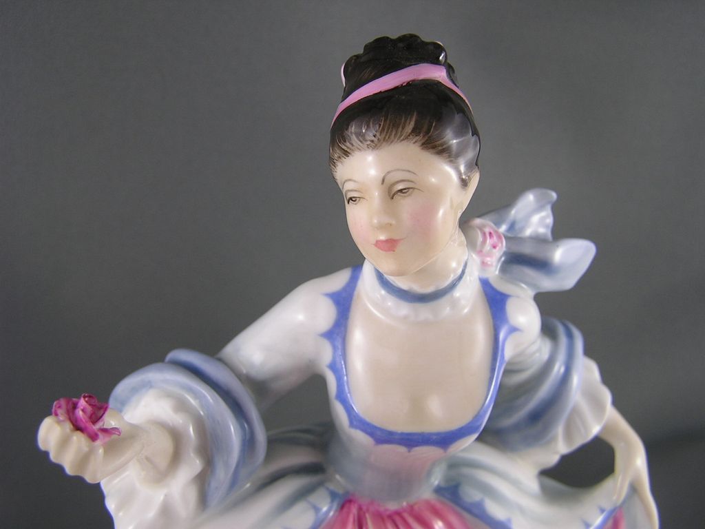 Royal Doulton Rebecca, Style One, HN 2805 Royal Doulton Rebecca, Style One, HN 2805