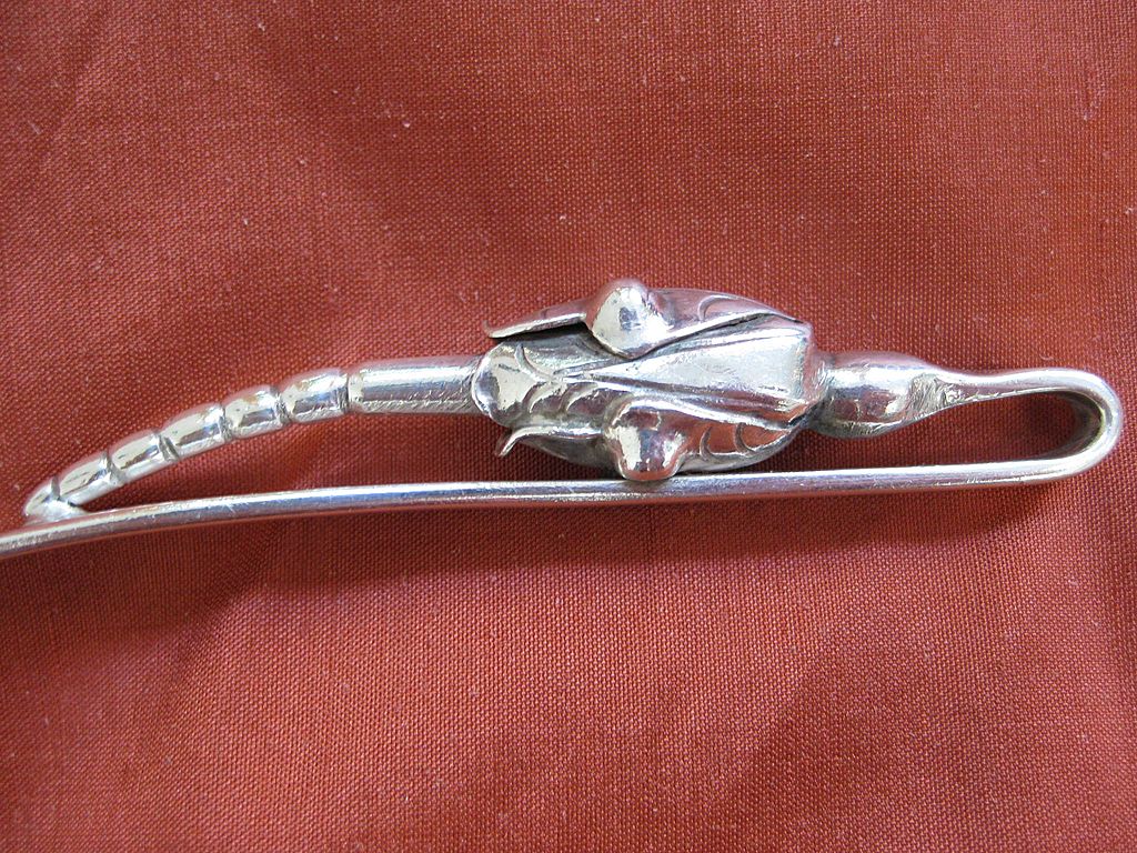 Sterling Silver Ladle with Scalloped Edge and Pea and Blossom Pattern, Made in Mexico Sterling Silver Ladle with Scalloped Edge and Pea and Blossom Pattern, Made in Mexico