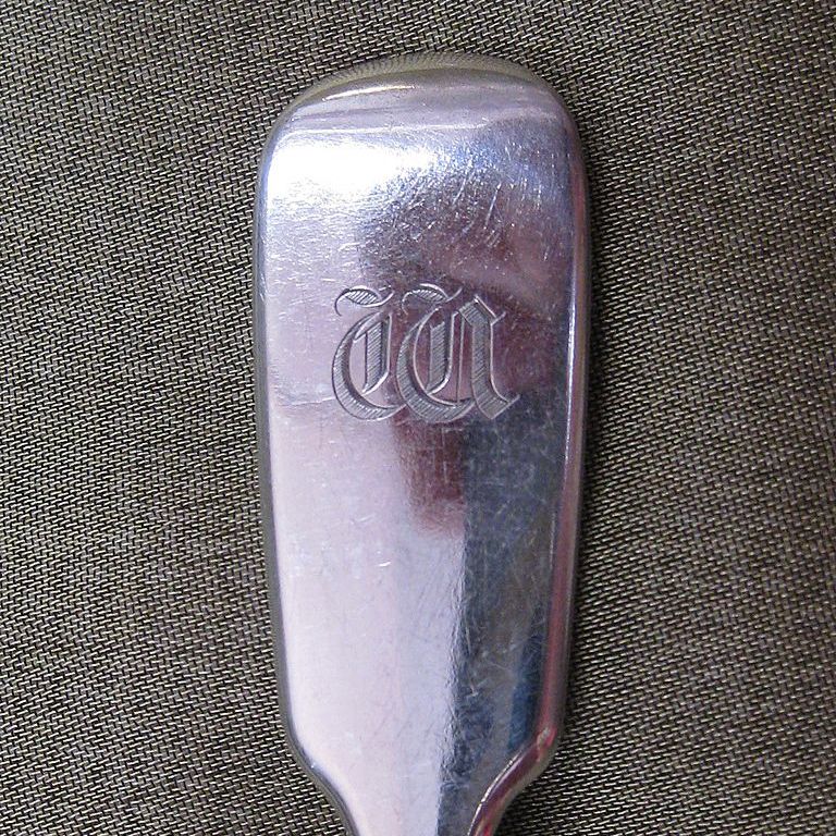 Set of Five English Fiddle Pattern Sterling Silver Teaspoons Circa 1890 Set of Five English Fiddle Pattern Sterling Silver Teaspoons Circa 1890