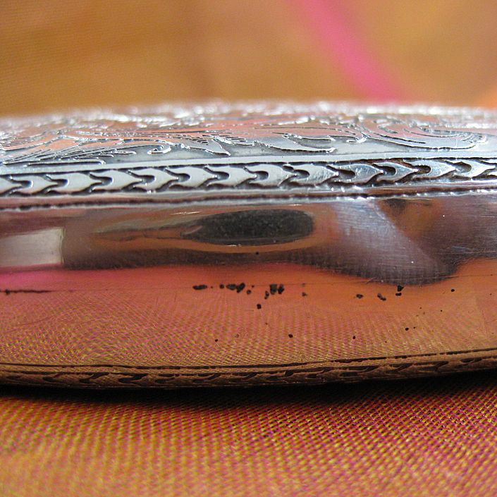 William Kerr Foliate Engraved Sterling Silver Match Safe William Kerr Foliate Engraved Sterling Silver Match Safe