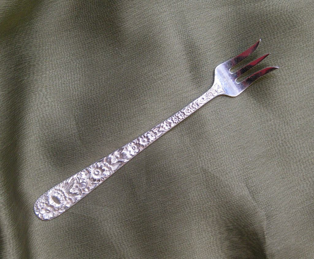 Kirk & Son Sterling Silver Cocktail Fork in the Repousse Pattern 1828 Kirk & Son Sterling Silver Cocktail Fork in the Repousse Pattern 1828