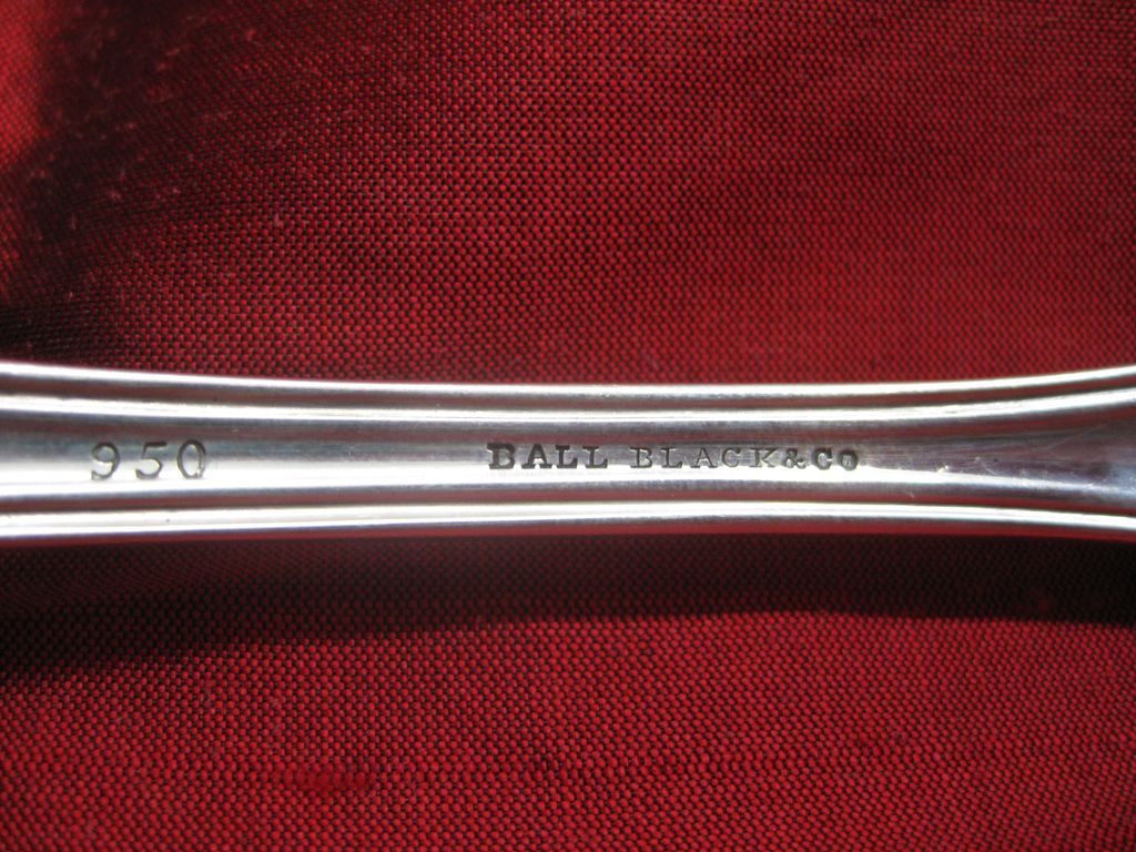 Tuscan Pattern Gravy Ladle by Ball Black & Co in Sterling Silver Tuscan Pattern Gravy Ladle by Ball Black & Co in Sterling Silver