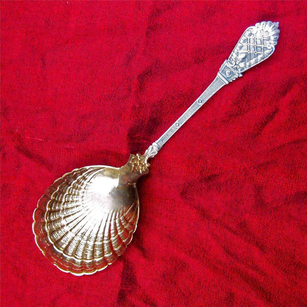 Thirteen-Piece Posen Gilt 800 Silver Dessert Service, circa 1890 Thirteen-Piece Posen Gilt 800 Silver Dessert Service, circa 1890