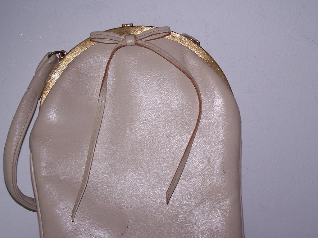 Bagcraft of London leather handbag circa 1949 Bagcraft of London leather handbag circa 1949