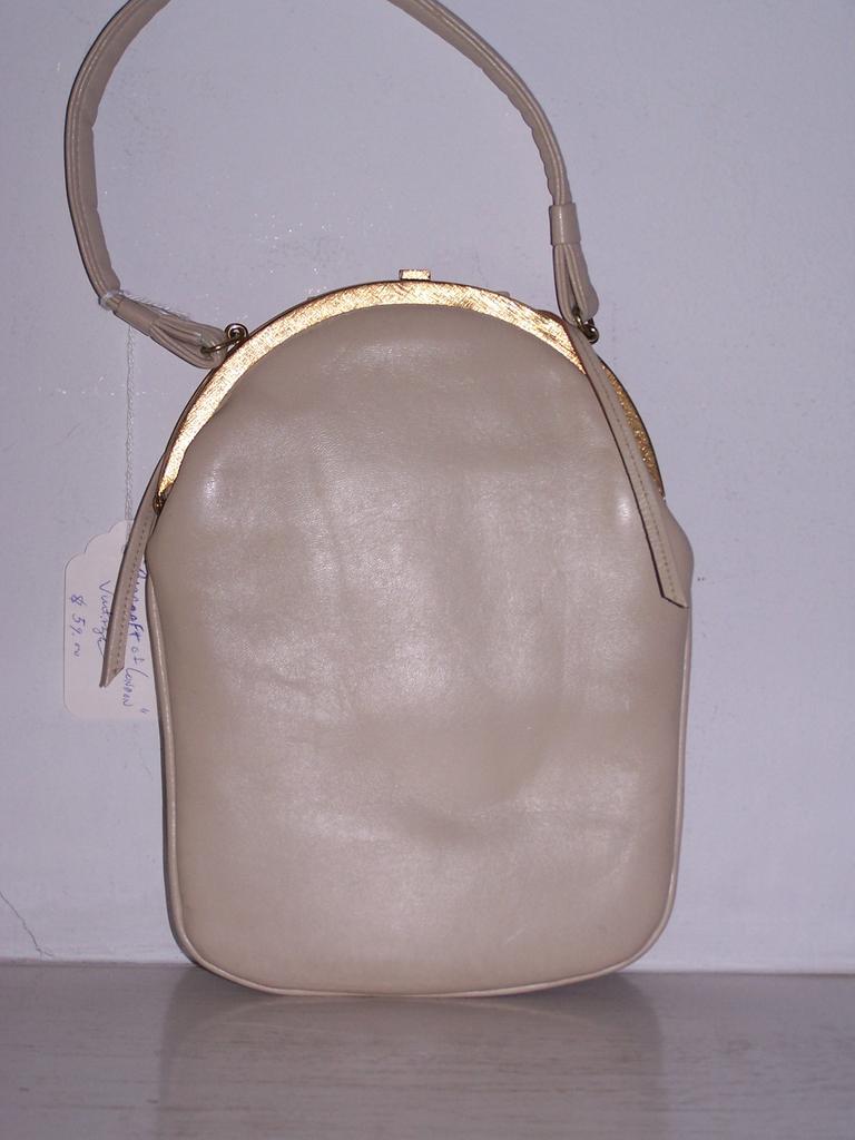 Bagcraft of London leather handbag circa 1949 Bagcraft of London leather handbag circa 1949
