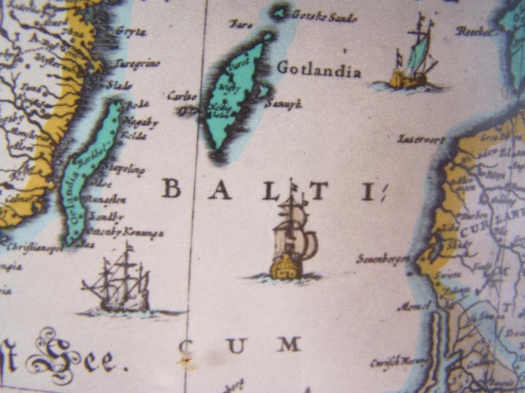 Vintage Map Framed & Matted 1600 Northern Europe 24"x23" Vintage Map Framed & Matted 1600 Northern Europe 24"x23"