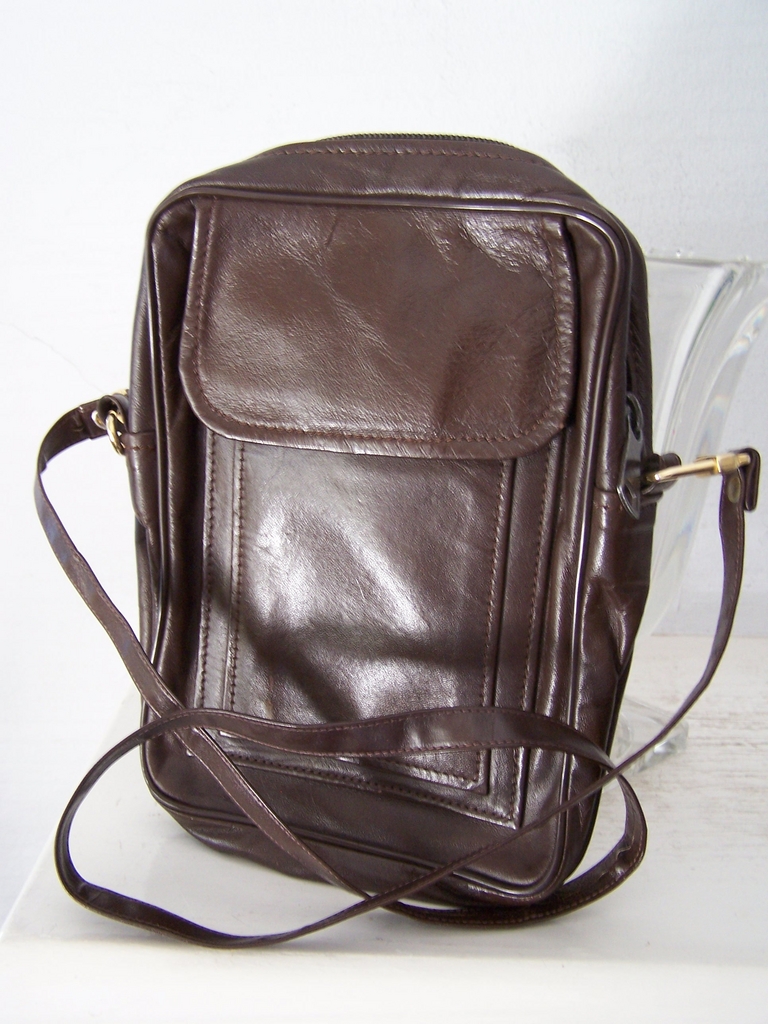 Brown Leather Unisex Shoulder Bag Mint! Brown Leather Unisex Shoulder Bag Mint!