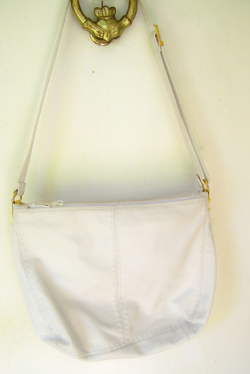 Ganson white leather Hobo w' multiple compartments Ganson white leather Hobo w' multiple compartments