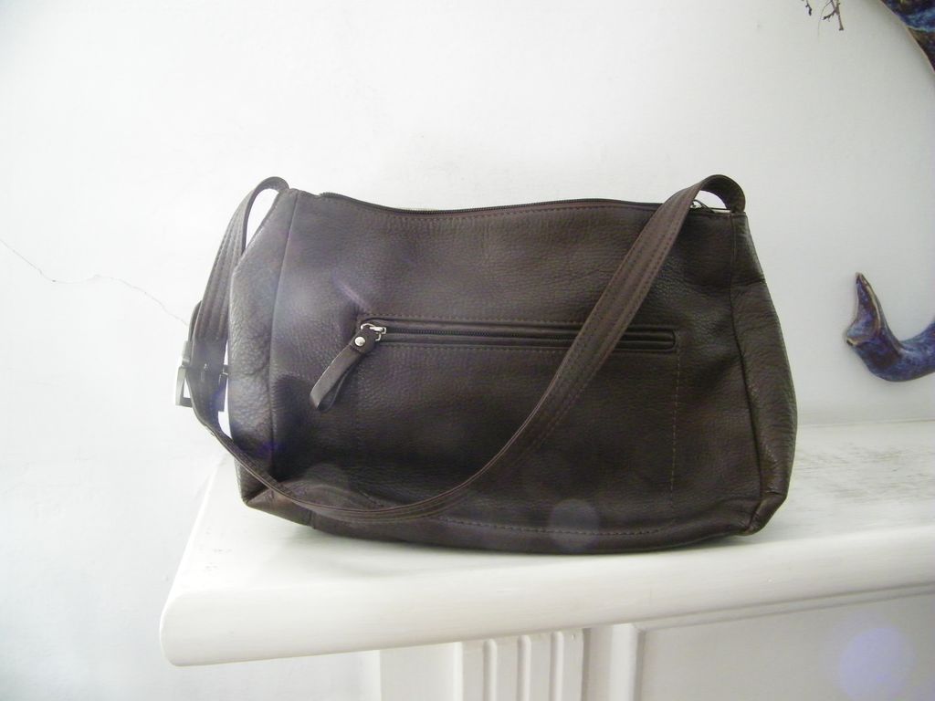 Giani Bernini Brown Pebbled Leather Shoulder Bag Giani Bernini Brown Pebbled Leather Shoulder Bag