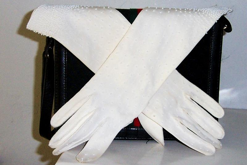 Lovely Vintage Beaded Opera Gloves Lovely Vintage Beaded Opera Gloves