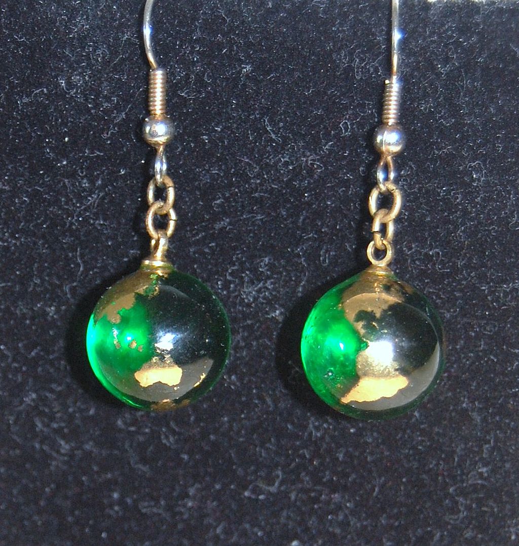 1960s Green Glass Earth Dangle Earrings 1960s Green Glass Earth Dangle Earrings