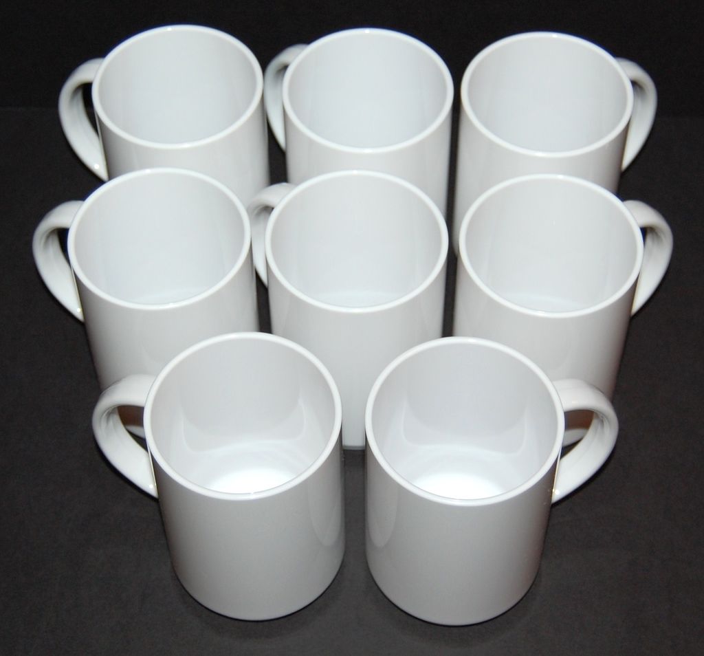 Vintage 8-Pc White Melamine Stackable Mug Set Vintage 8-Pc White Melamine Stackable Mug Set