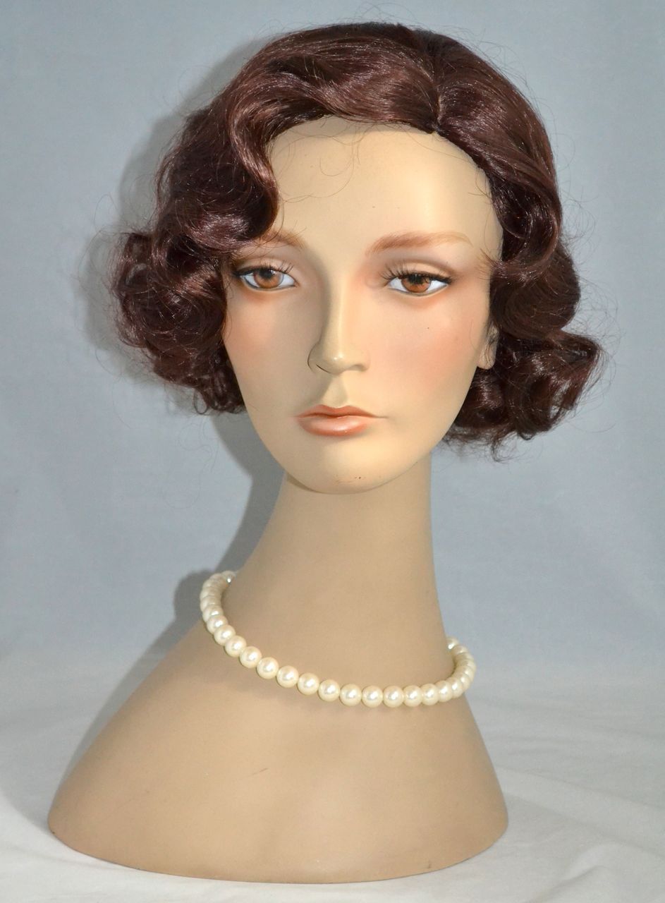 1980s Pouty Brown-Eyed Female Mannequin Bust 1980s Pouty Brown-Eyed Female Mannequin Bust