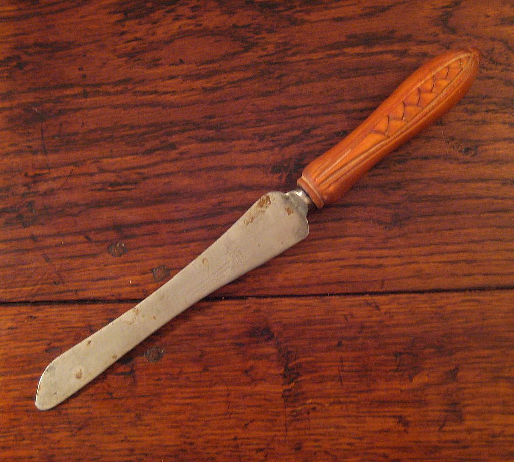 19th Century Treen Wood Handle Bread Knife, Circa 1875 19th Century Treen Wood Handle Bread Knife, Circa 1875