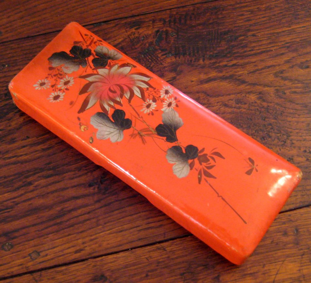 Early Vintage Japanese Red Lacquer Box Early Vintage Japanese Red Lacquer Box