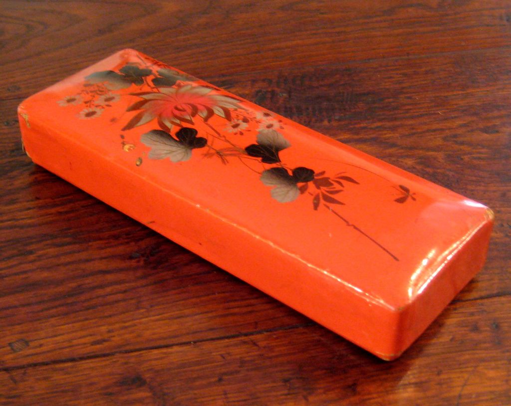 Early Vintage Japanese Red Lacquer Box Early Vintage Japanese Red Lacquer Box
