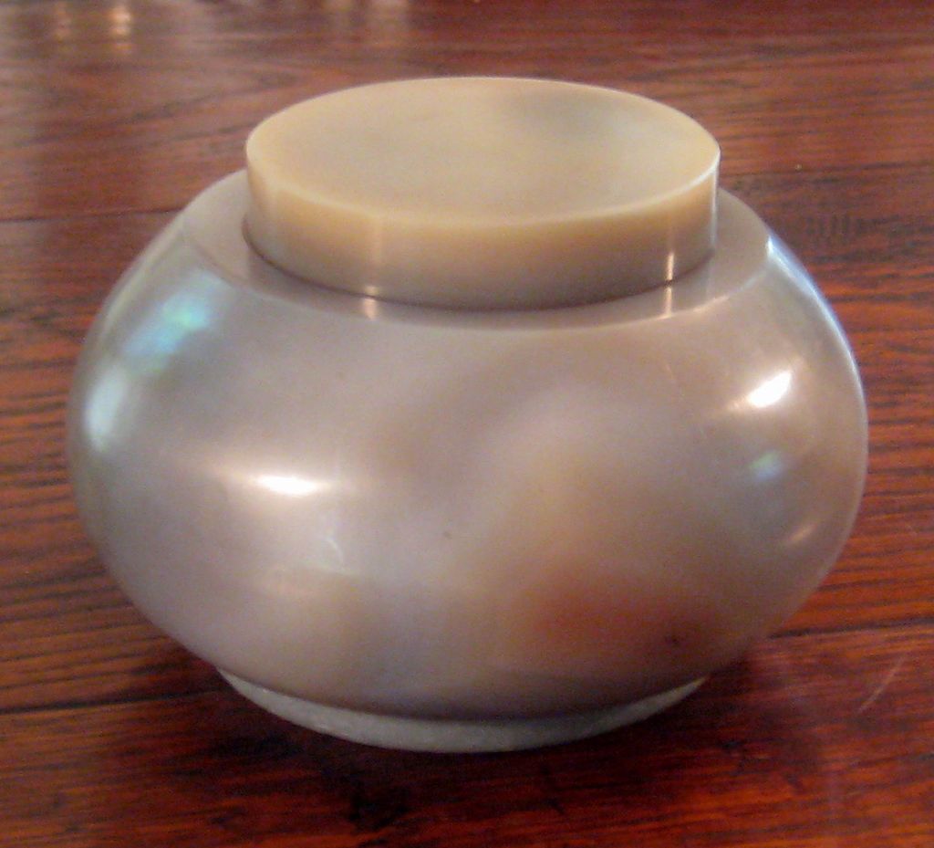Vintage Chinese Natural Gray Jadeite Round Box Vintage Chinese Natural Gray Jadeite Round Box