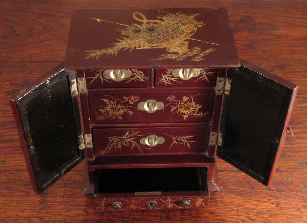 Early Vintage Asian Lacquered Chest, Circa 1920 Early Vintage Asian Lacquered Chest, Circa 1920