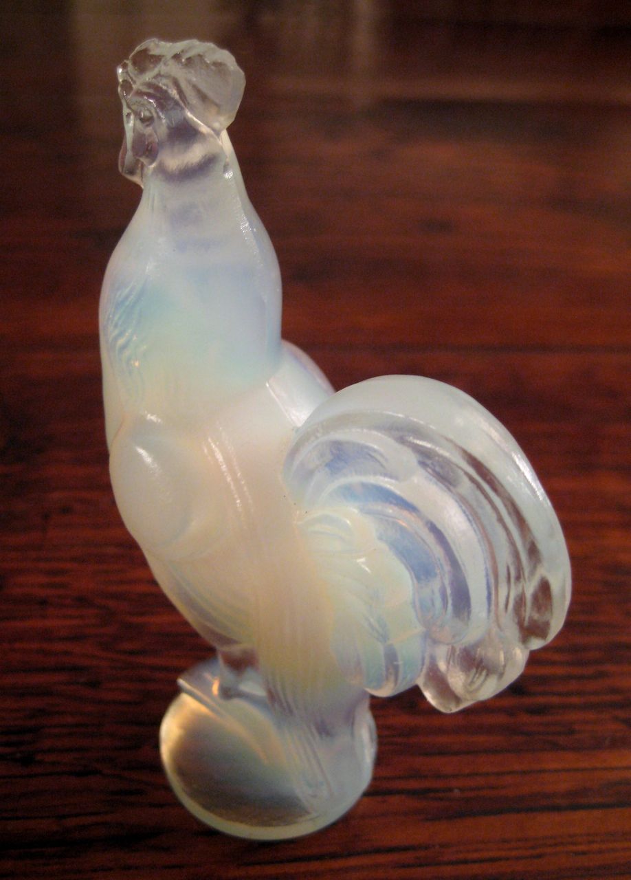 Vintage French Sabino Opalescent Art Glass Rooster Vintage French Sabino Opalescent Art Glass Rooster