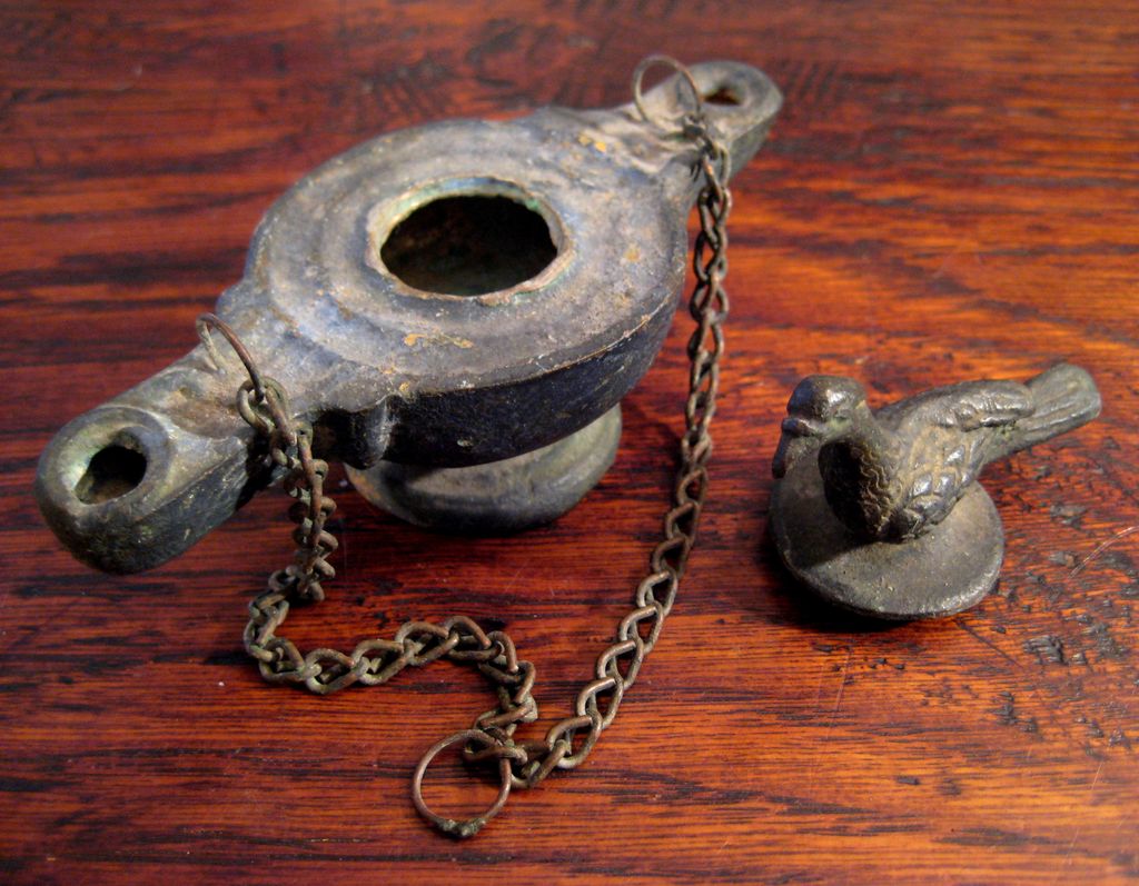 19th Century Ancient Roman Style Bronze Oil Lamp 19th Century Ancient Roman Style Bronze Oil Lamp