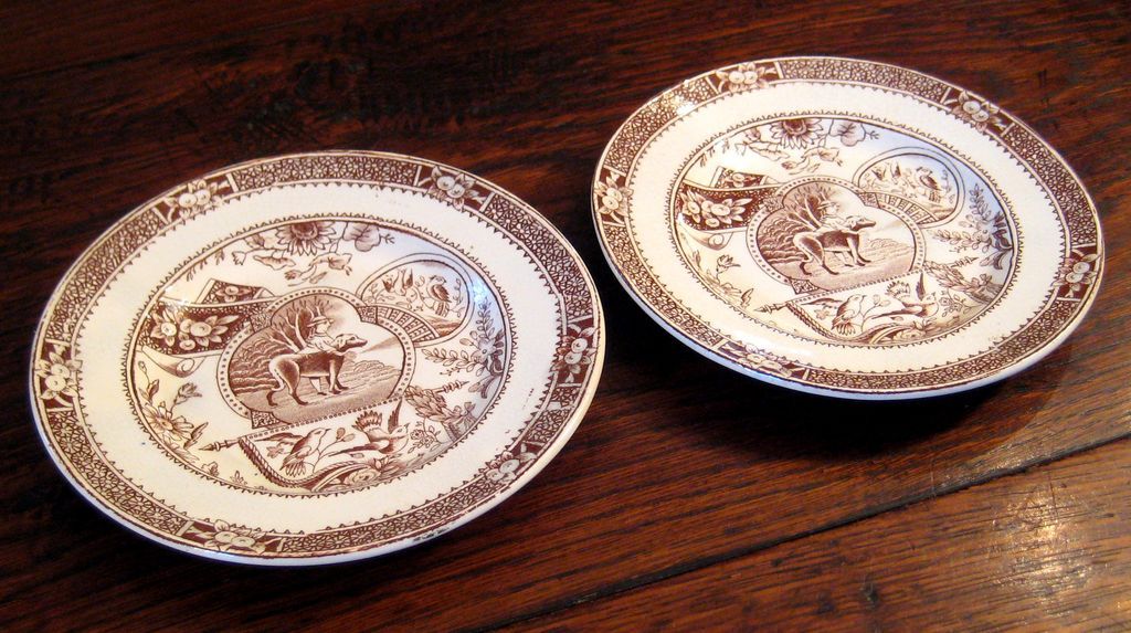 Pair Of 19th Century Staffordshire Brown & White Child's Plates, Circa 1870 Pair Of 19th Century Staffordshire Brown & White Child's Plates, Circa 1870