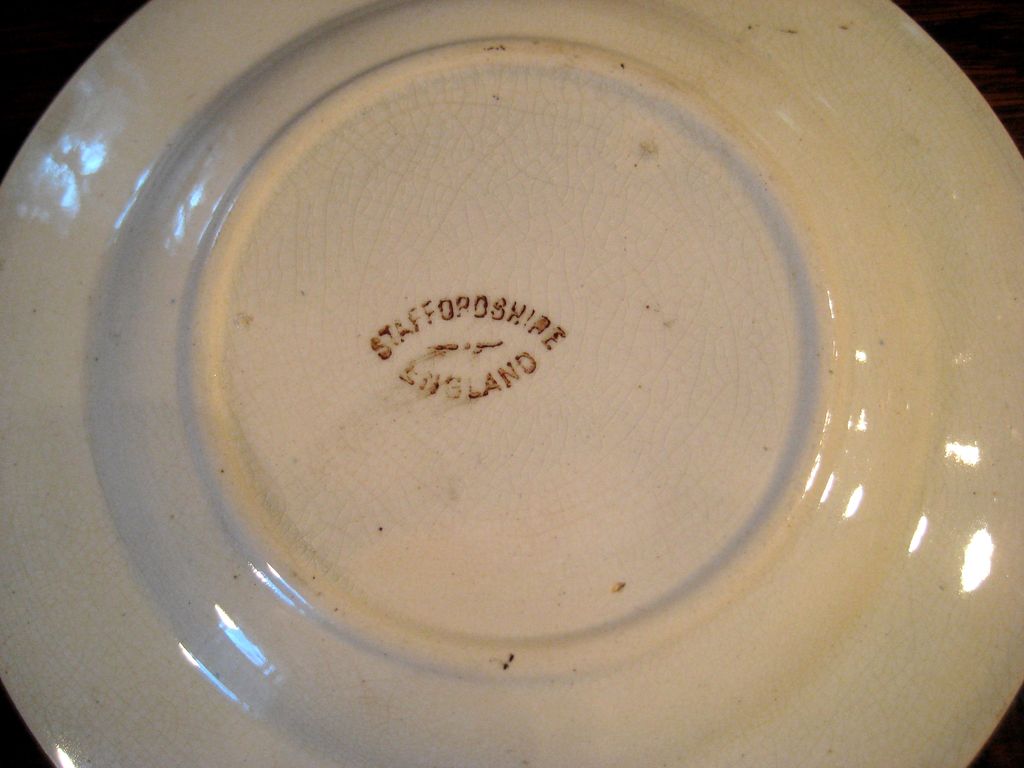 Pair Of 19th Century Staffordshire Brown & White Child's Plates, Circa 1870 Pair Of 19th Century Staffordshire Brown & White Child's Plates, Circa 1870