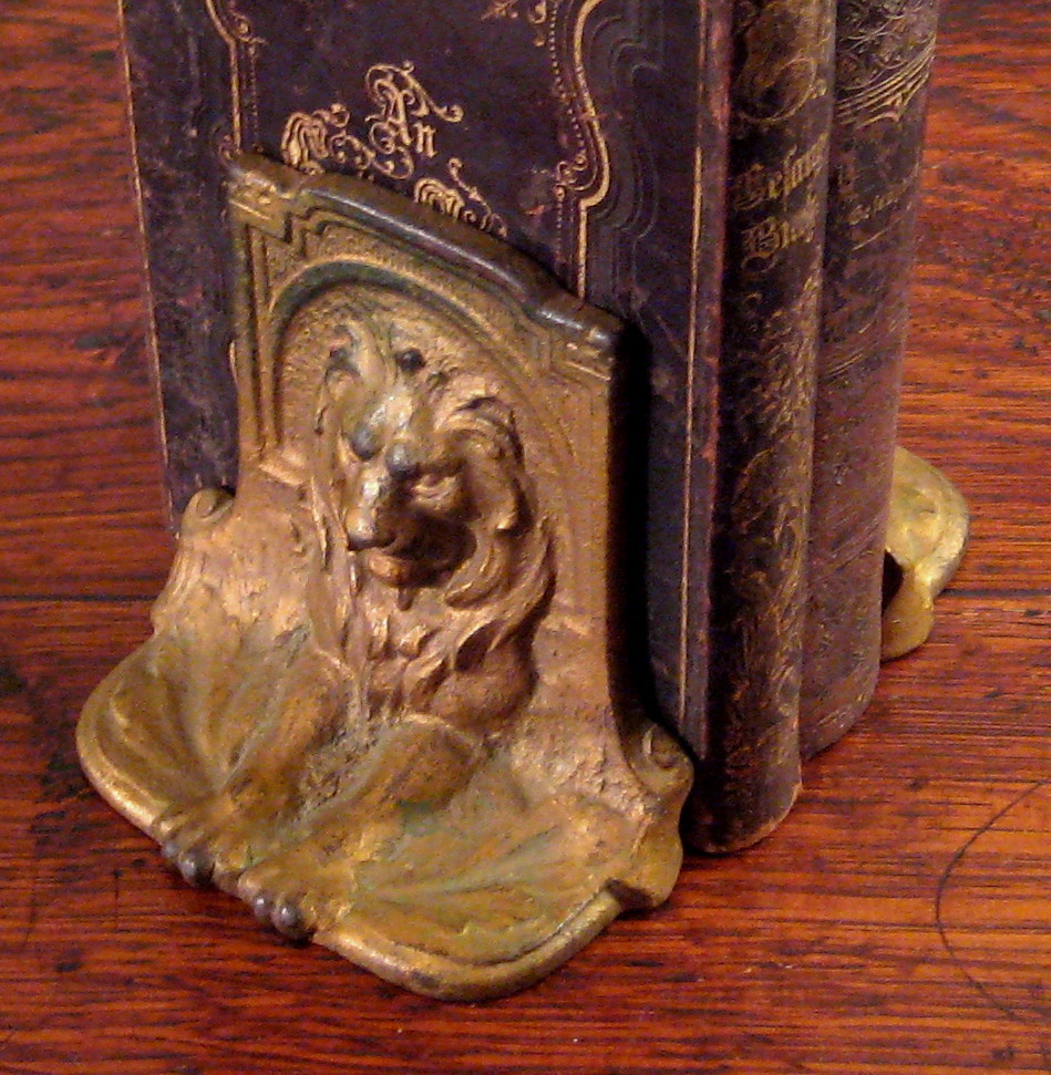 Pair Of Early Vintage Cast Bronze Lion Bookends, Circa 1920 Pair Of Early Vintage Cast Bronze Lion Bookends, Circa 1920
