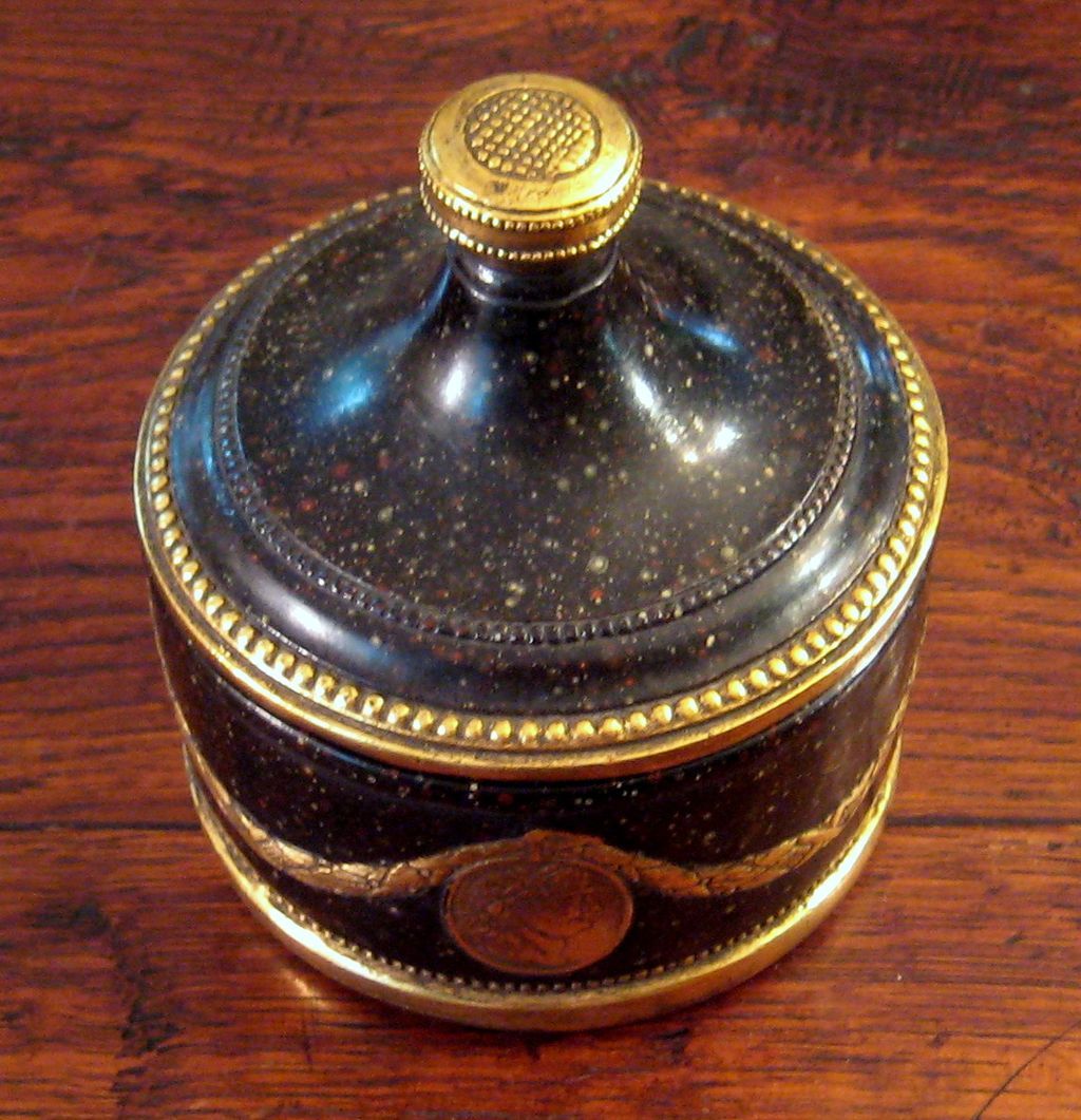 Vintage Borghese Decorative Plaster Box, Circa 1950 Vintage Borghese Decorative Plaster Box, Circa 1950