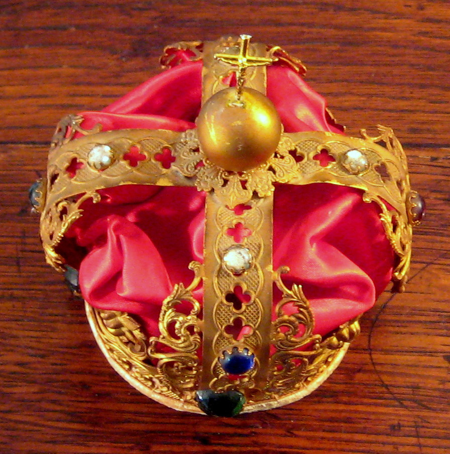 Early Vintage Gilt Metal Jeweled Santos Crown, Circa 1920 Early Vintage Gilt Metal Jeweled Santos Crown, Circa 1920
