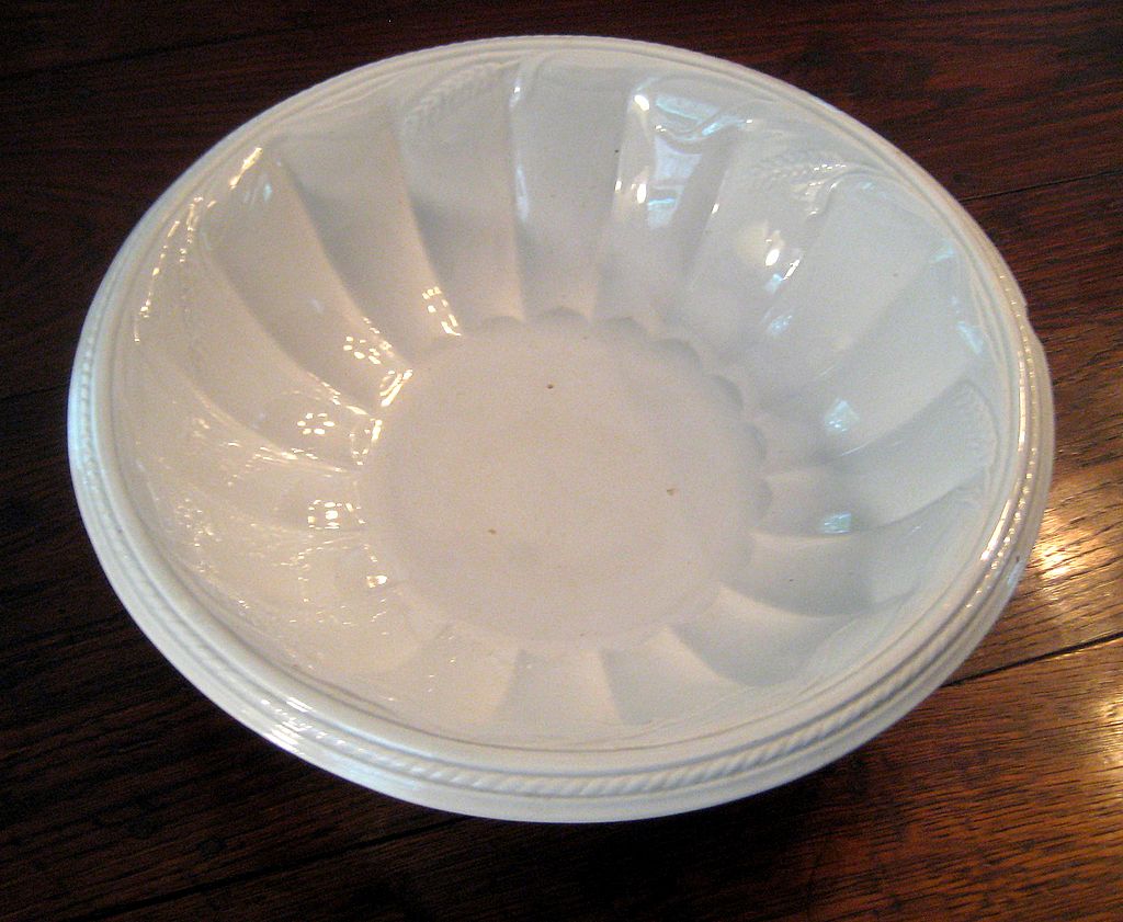 Large 19th Century Ironstone Bowl By Elsmore & Forster, Dated 1859 Large 19th Century Ironstone Bowl By Elsmore & Forster, Dated 1859