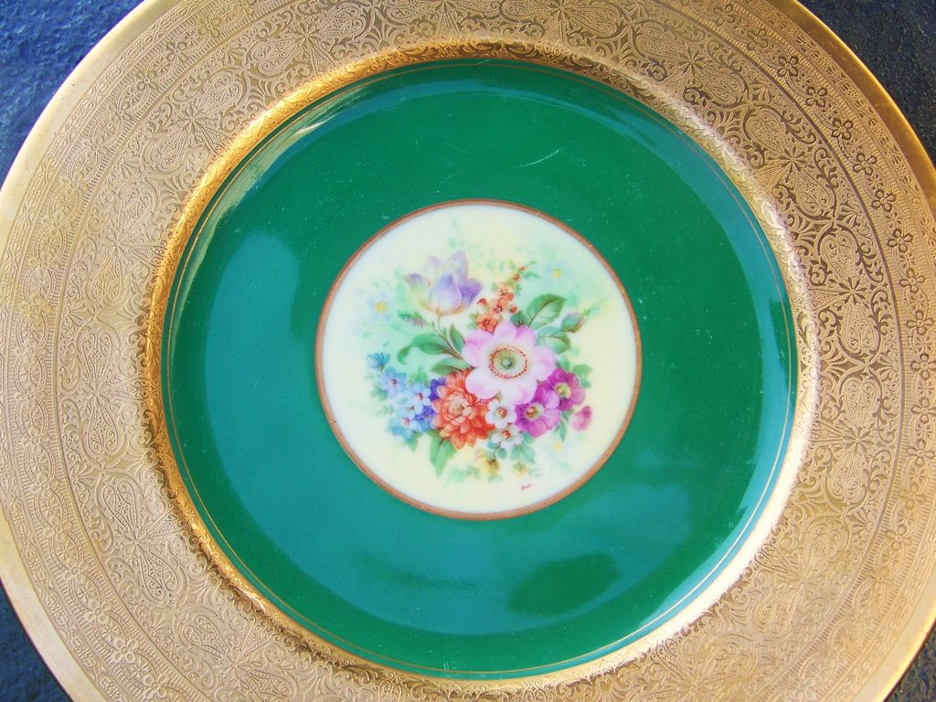 Beautifully Etched Pickard Studios of Chicago & Royal Bavarian Hutchenreuther Selb Bavaria1925 "Wild Flowers" 10-7/8" Plate Beautifully Etched Pickard Studios of Chicago & Royal Bavarian Hutchenreuther Selb Bavaria1925 "Wild Flowers" 10-7/8" Plate