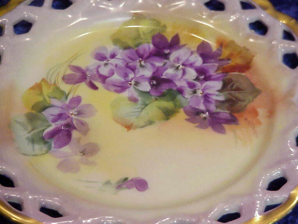 Exceptional Vintage HP Bavaria "Violets" 8-1/2" Cut Out Mold Plate ARTIST SIGNED Exceptional Vintage HP Bavaria "Violets" 8-1/2" Cut Out Mold Plate ARTIST SIGNED