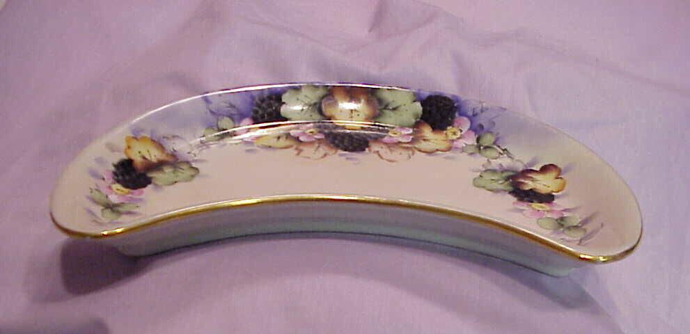 Wonderful Limoges Vintage 1900's Hand Painted "Blackberry" Crescent 9-1/2" Dish Wonderful Limoges Vintage 1900's Hand Painted "Blackberry" Crescent 9-1/2" Dish