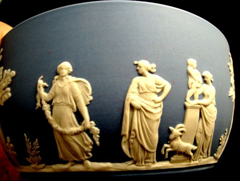 Grecian Scene Wedgwood blue Jasperware 5 " bowl Grecian Scene Wedgwood blue Jasperware 5 " bowl